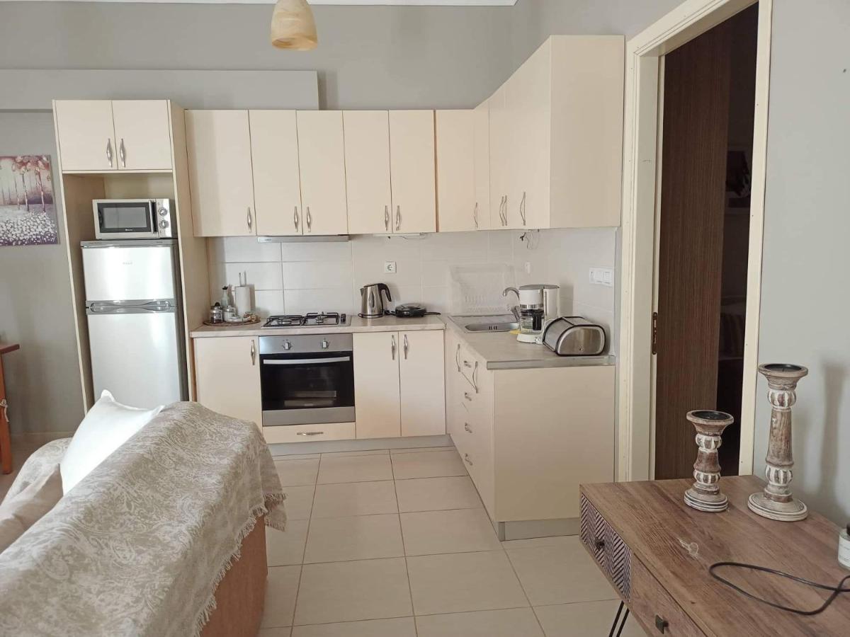 Lovely View Apartments Himare Exterior photo
