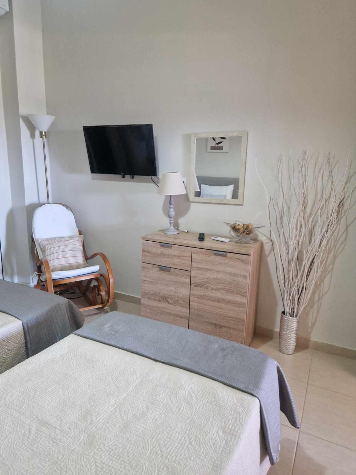 Lovely View Apartments Himare Exterior photo
