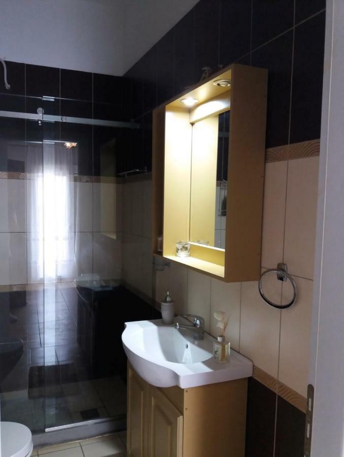 Lovely View Apartments Himare Exterior photo